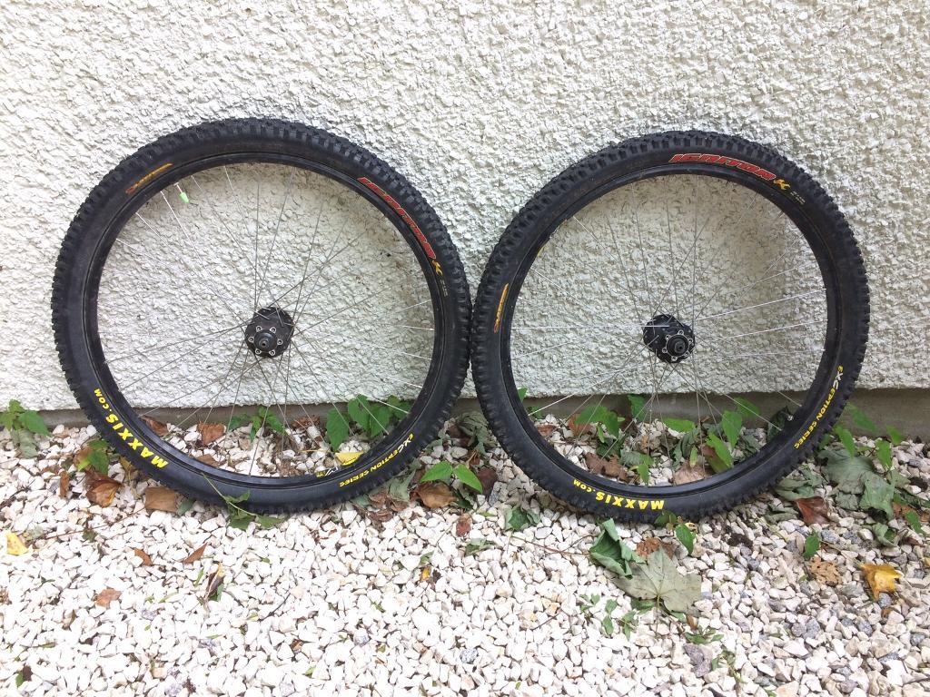 maxxis ignitor 26 x 2.35